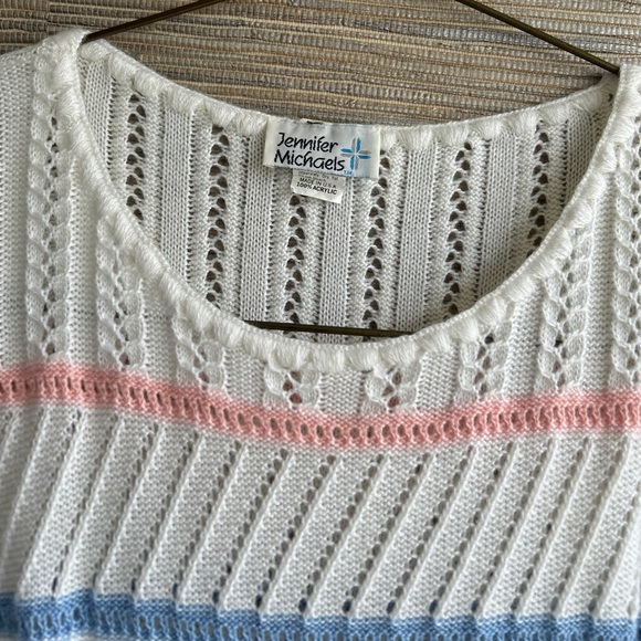 VINTAGE 1980s Pristine White Sleeveless Scoop Neck Sweater / Sweatervest Size M - Picture 6 of 7